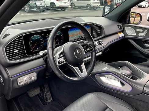 Certified 2020 Mercedes-Benz GLE 350 4MATIC image 11