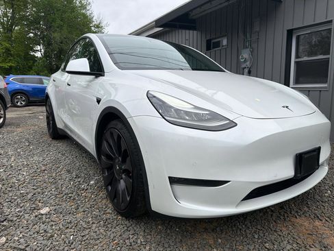 Used 2020 Tesla Model Y Performance AWD/4WD image 3