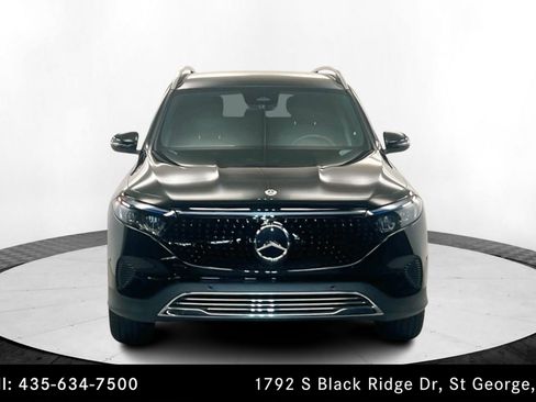 Used 2024 Mercedes-Benz EQB 300 4MATIC image 8