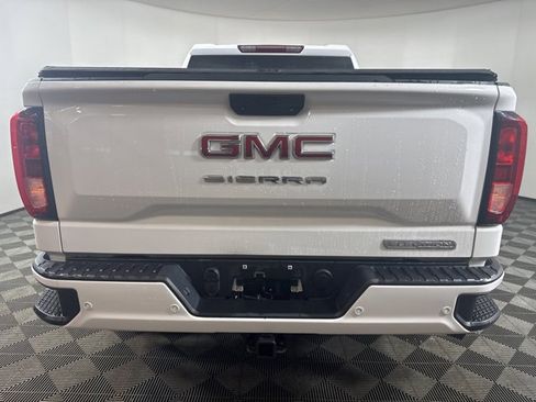 Used 2020 GMC Sierra 1500 Elevation w/ Elevation Value Package image 21