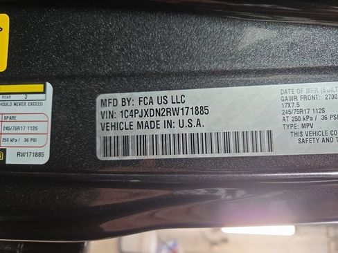 Used 2024 Jeep Wrangler Sport S image 35