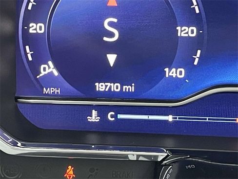 Certified 2024 Chevrolet Silverado 1500 ZR2 w/ Technology Package image 29