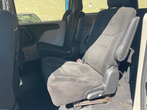 Used 2011 Dodge Grand Caravan Express w/ PWR Window Group FWD image 11