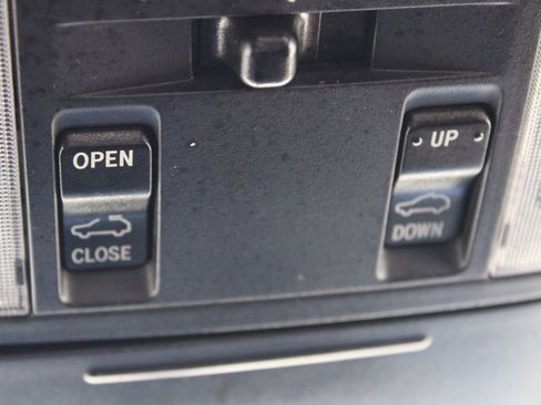 Used 2016 Toyota RAV4 SE image 29