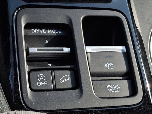 Certified 2023 Honda Pilot LX image 24