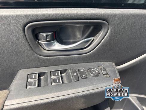 Used 2025 Honda Pilot Sport image 20
