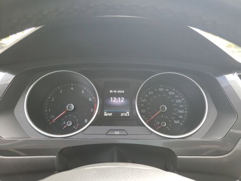 Used 2019 Volkswagen Tiguan SE w/ Panoramic Sunroof Package image 20