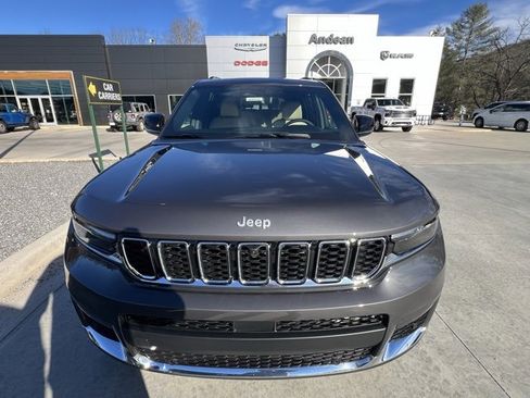 New 2025 Jeep Grand Cherokee L Limited image 8