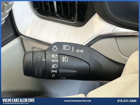 New 2026 Volvo XC60 T8 Ultra w/ Protection Package Premier image 24