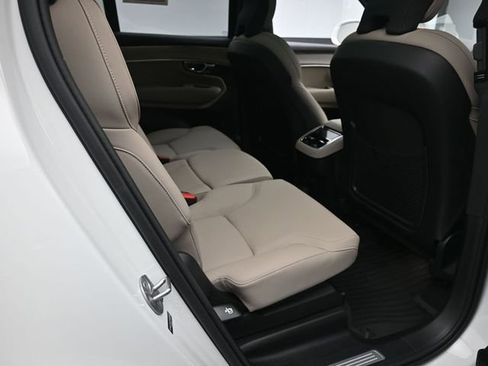 Certified 2026 Volvo XC90 B6 Plus w/ Protection Package Premier AWD/4WD image 27