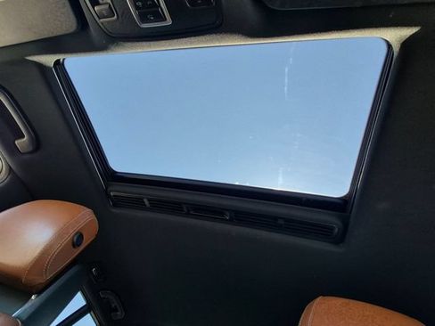 Used 2017 Mercedes-Benz GLS 450 4MATIC image 18
