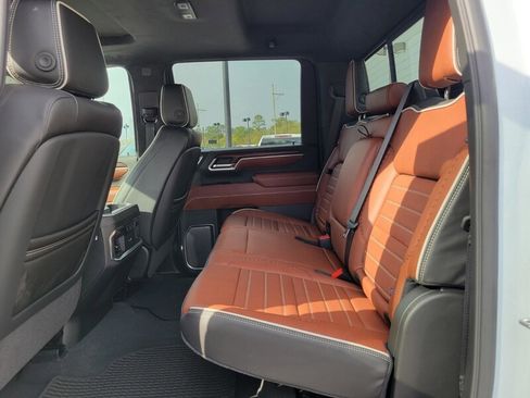 New 2026 GMC Sierra 3500 Denali Ultimate image 28