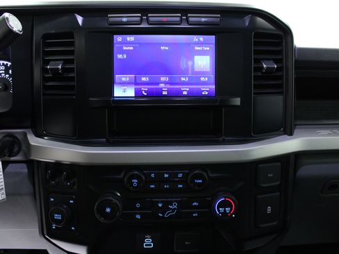 Used 2023 Ford F250 XL image 20