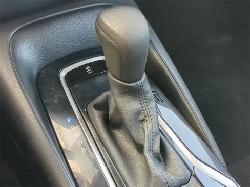 Used 2020 Toyota Corolla LE image 35