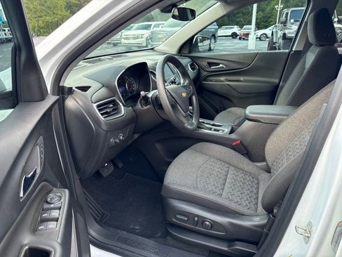 Used 2023 Chevrolet Equinox LT image 17