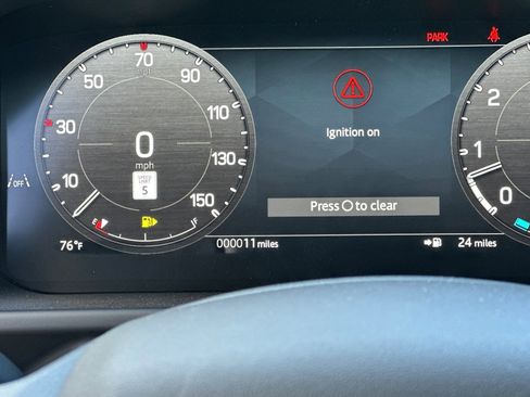 New 2026 Land Rover Defender 110 X-Dynamic SE image 27