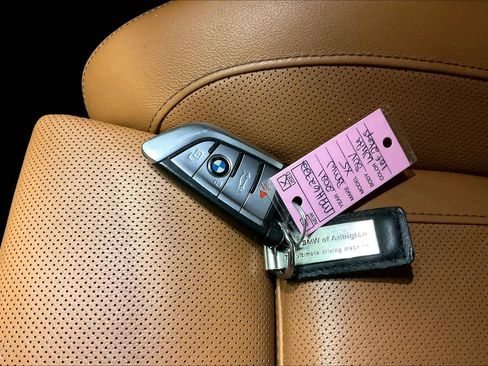 Used 2021 BMW X5 M50i w/ Executive Package image 14