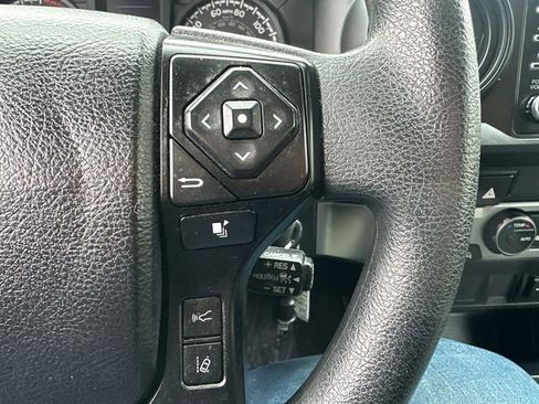 Certified 2022 Toyota Tacoma SR image 31