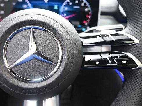 New 2025 Mercedes-Benz C 300 Sedan image 14