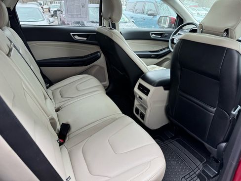 Used 2018 Ford Edge Titanium w/ Equipment Group 302A image 12