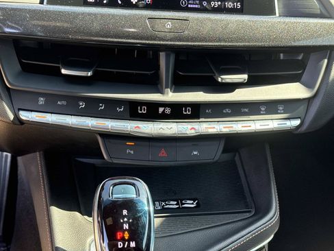Used 2022 Cadillac CT4 V RWD image 22