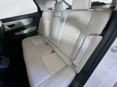 Used 2023 Nissan Ariya FWD image 28