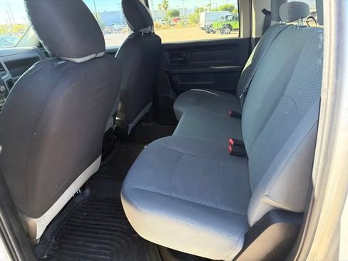 Used 2016 RAM 3500 Tradesman w/ Chrome Appearance Group AWD/4WD image 6