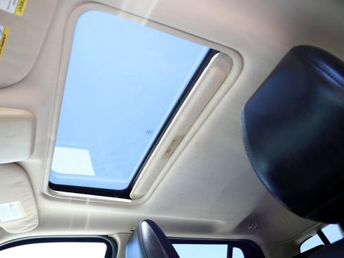 Used 2010 Ford Explorer Sport Trac Limited image 24