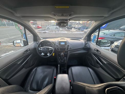 Used 2020 Ford Transit Connect XL image 11