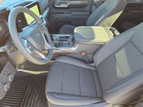 New 2026 Chevrolet Silverado 1500 RST w/ Z71 Off-Road Package image 5