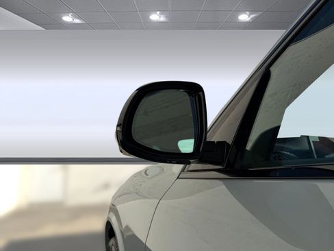 New 2026 BMW X5 xDrive40i image 21