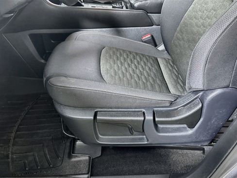 Used 2024 Nissan Pathfinder S AWD/4WD image 20