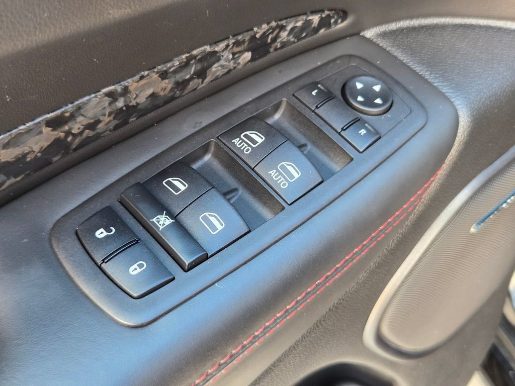 Used 2023 Dodge Durango R/T AWD/4WD image 12