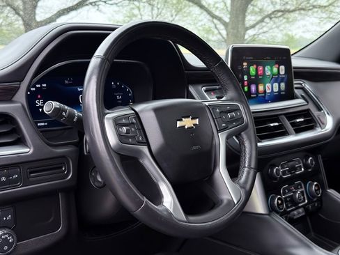 Used 2022 Chevrolet Tahoe LT w/ LT Signature Plus Package image 17