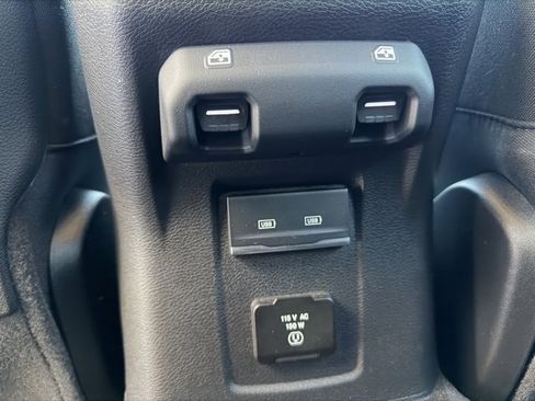 Used 2022 Jeep Wrangler Unlimited Rubicon w/ Xtreme Recon 35" Tire Package image 38