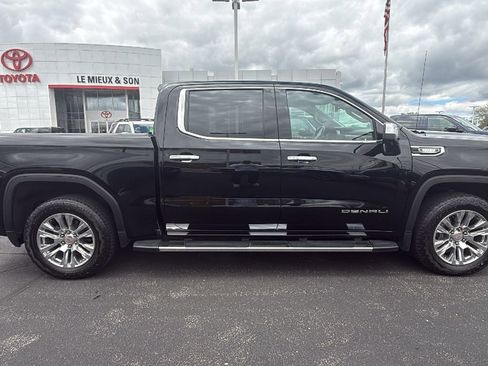 Used 2023 GMC Sierra 1500 Denali AWD/4WD image 8