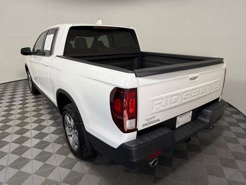 Used 2025 Honda Ridgeline RTL image 4