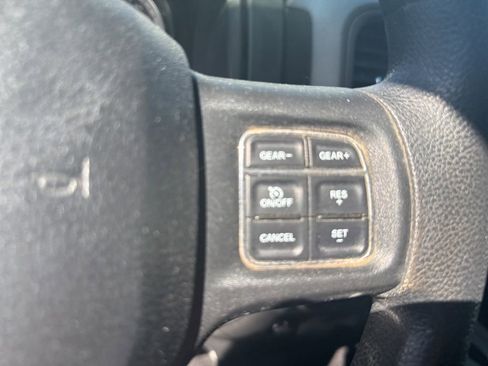 Used 2018 RAM 1500 Express w/ Express Value Package image 21