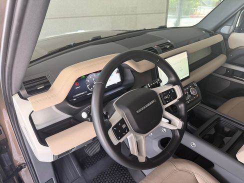Used 2023 Land Rover Defender 130 S AWD/4WD image 4