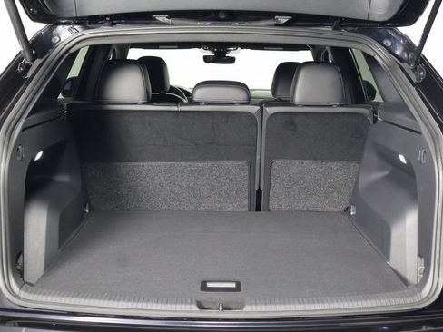 Used 2024 Volkswagen Atlas Cross Sport SE FWD image 14