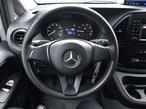 Used 2019 Mercedes-Benz Metris image 22