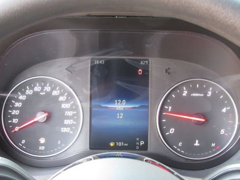 Used 2025 Mercedes-Benz Sprinter 2500 image 25