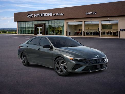 New 2026 Hyundai Elantra SEL Sport FWD image 7