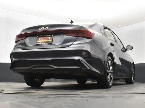 Used 2024 Kia Forte LXS FWD image 13