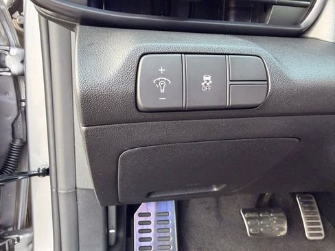 New 2026 Hyundai Elantra Sport FWD image 13