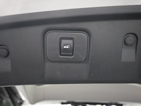 Used 2020 Nissan Murano Platinum FWD image 21