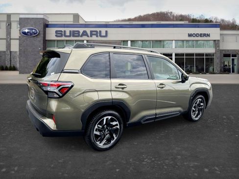 Used 2025 Subaru Forester Limited w/ Popular Package #1 AWD/4WD image 5