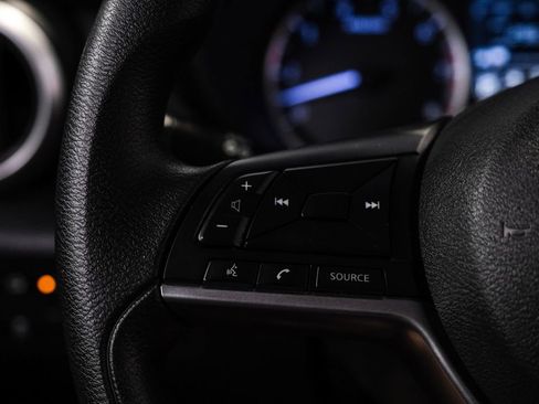 Used 2021 Nissan Versa S image 18