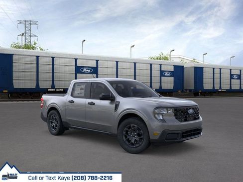 New 2026 Ford Maverick XLT w/ Equipment Group 301A image 38