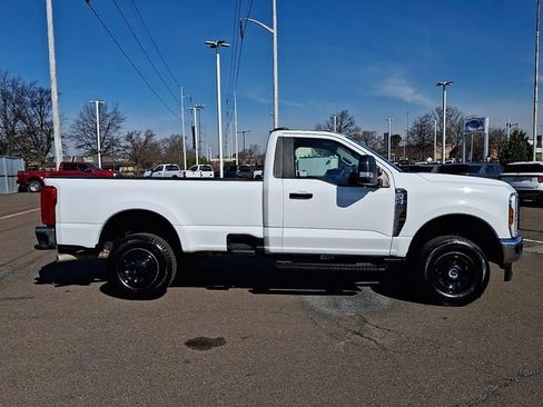 Used 2024 Ford F250 XL w/ FX4 Off-Road Package AWD/4WD image 7